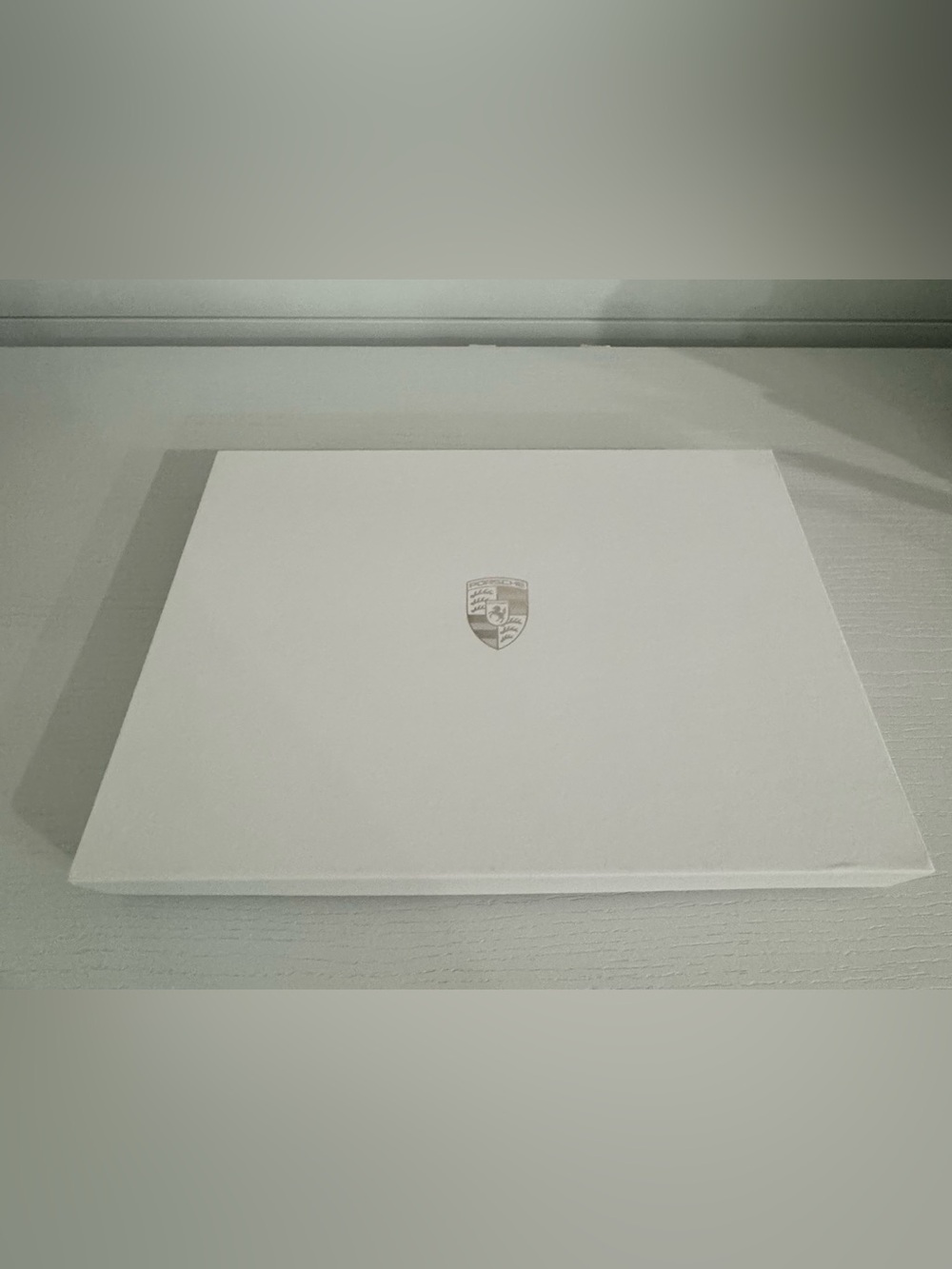 Official Porsche 🏎️📖🖊️Cayenne Turbo GT Welcome Kit Book & Pen Collector Gift Set - Picture 2 of 5